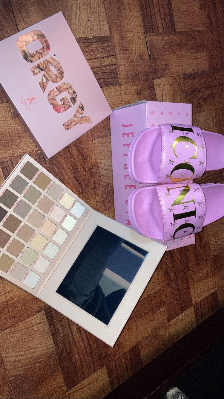 Eyeshadow Palette and slides
