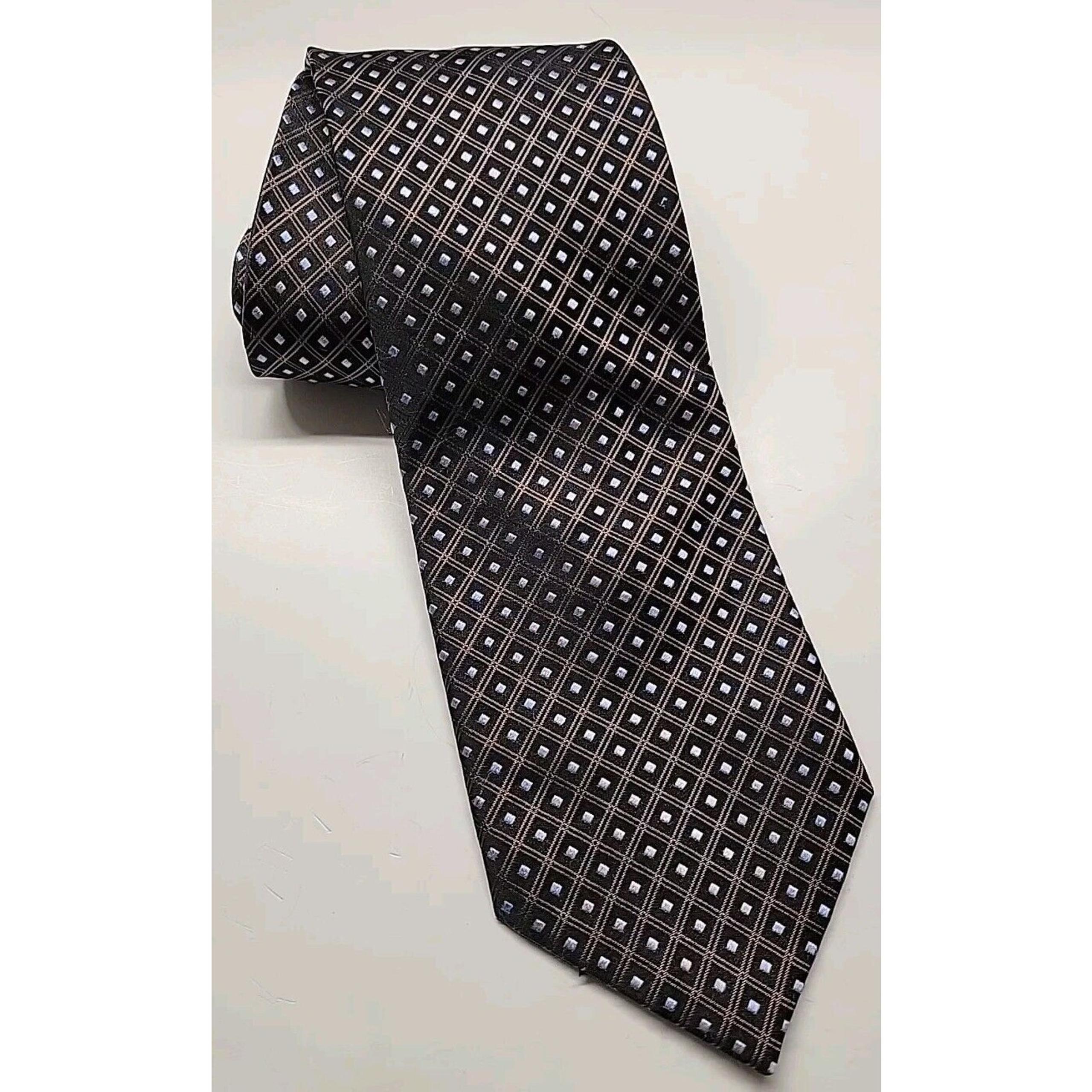 Vintage CLAIBORNE 100% Silk Tie Black Blue Diamond 3.5” X 60” Hand Sewn USA