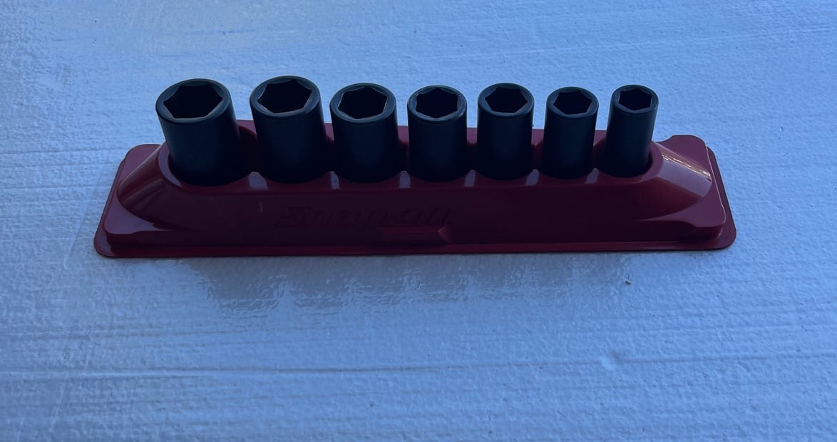 Snap-on 7-Pc 1/2 Dr 6-Point SAE Flank Drive Semi-Deep Impact Socket Set
