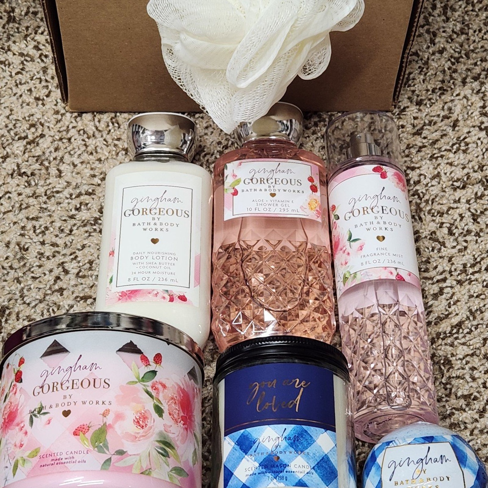 Bath and Body Works Gingham & Gingham Gorgeous bundle set holiday box