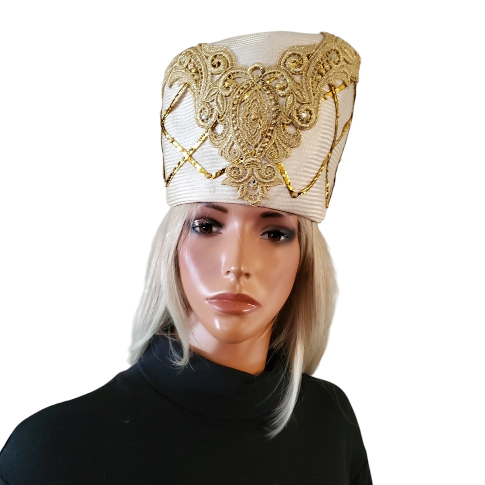 Oscar de la Renta Queen Hat Ivory Gold Event Wedding Vintage Luxury Church