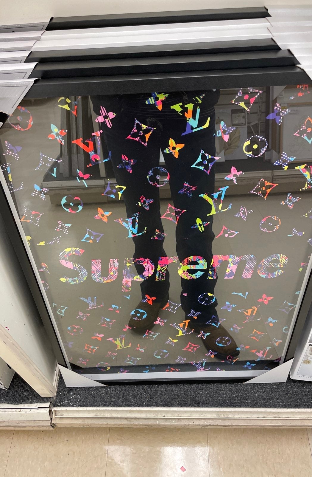 (2) Oliver gal supreme frame