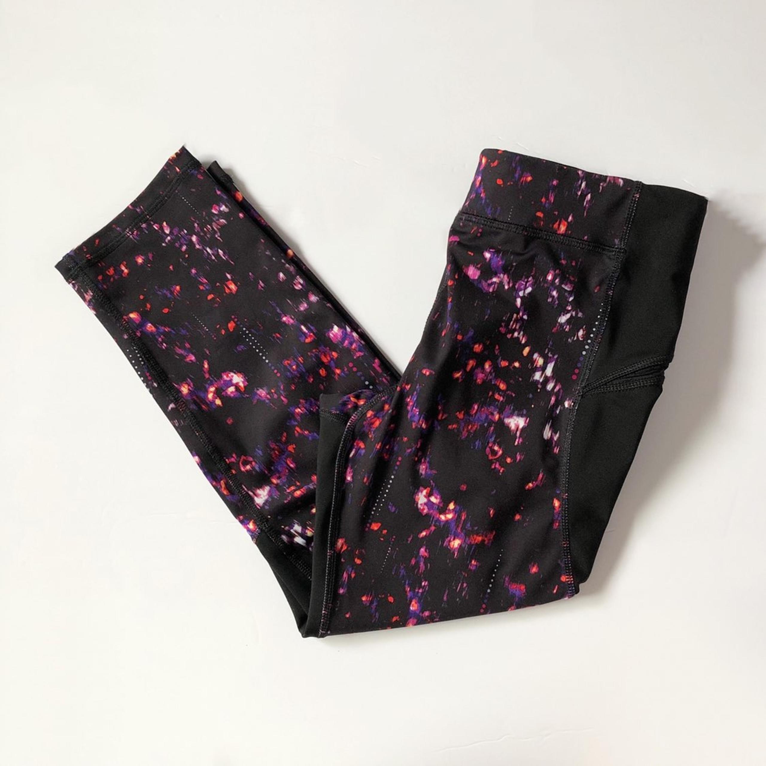 Champion "Galaxy" Design Print Capris