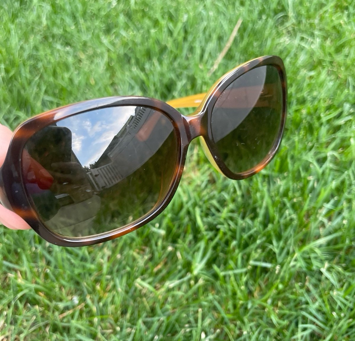 Kate Spade “CARMEL/S” Tortoise and Gold Classic Sunglasses✨GUC