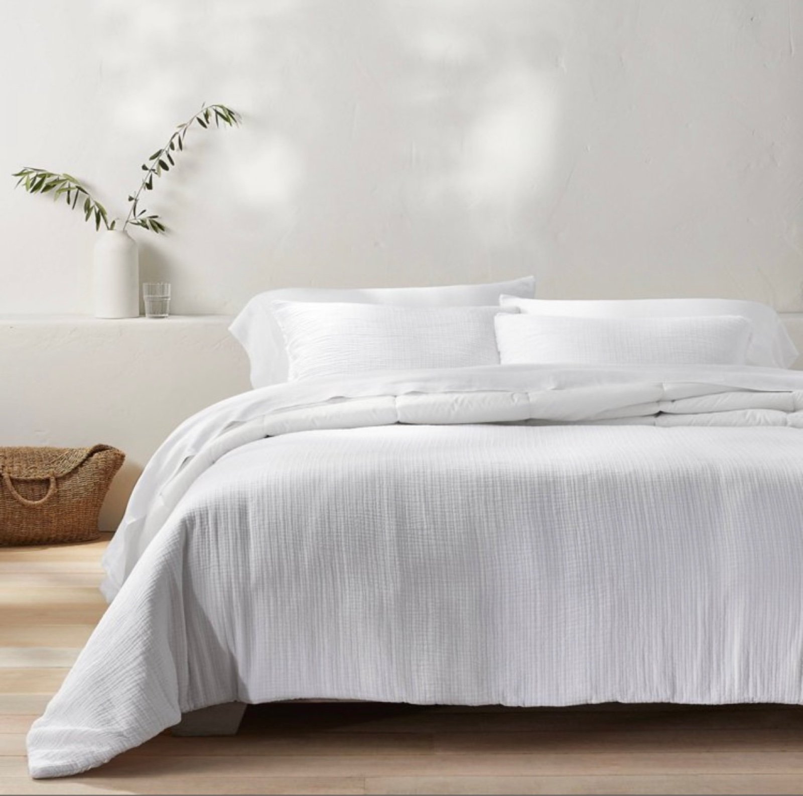 New Full/Queen Textured Chambray Cotton Comforter & Sham Set White - Casaluna