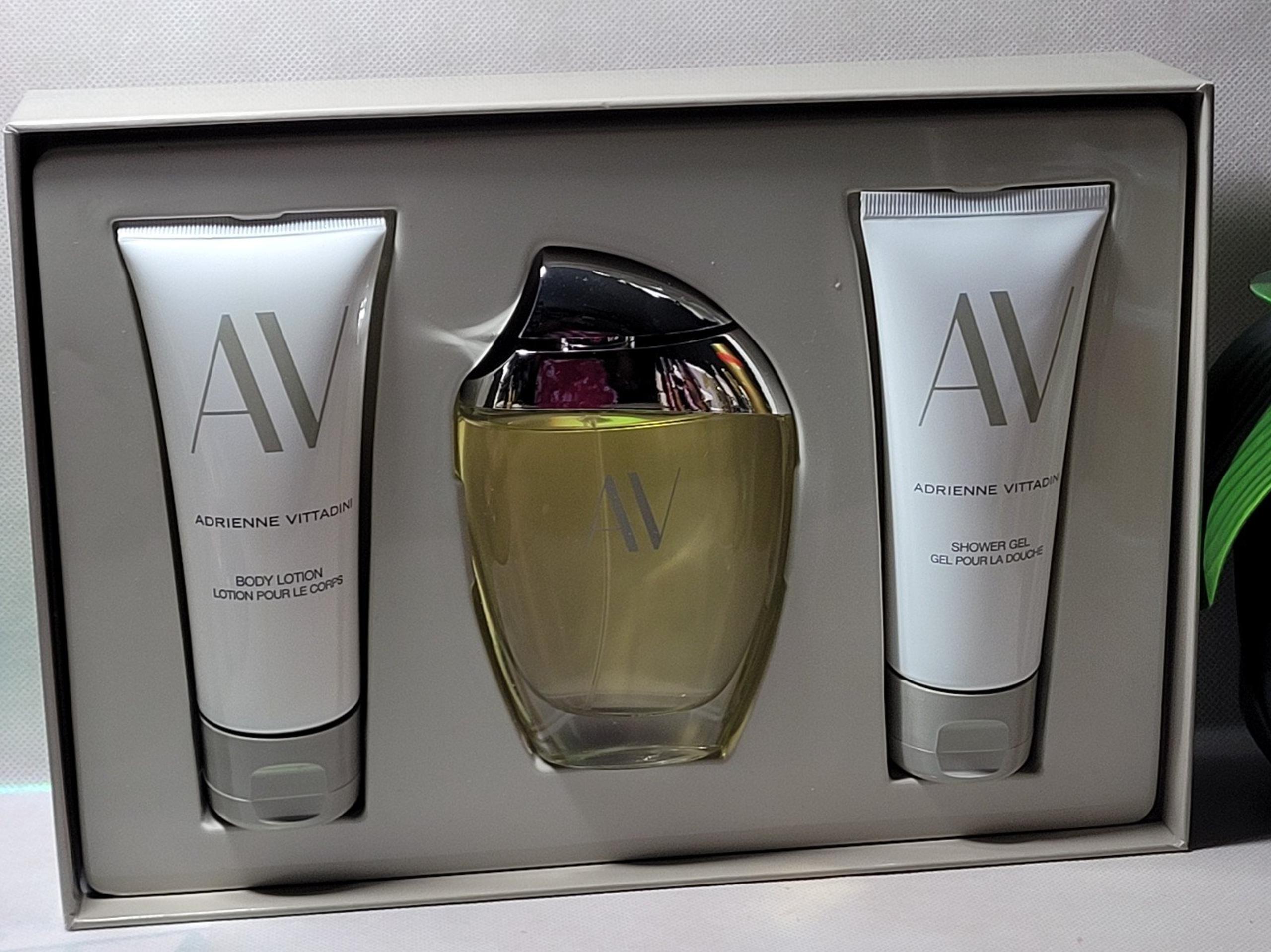 AV by Adrienne Vittadini for Women - 3 Pc Gift Set