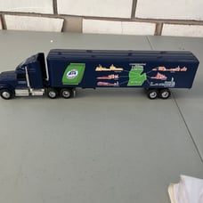Diecast semi collector’s elevator co Mich