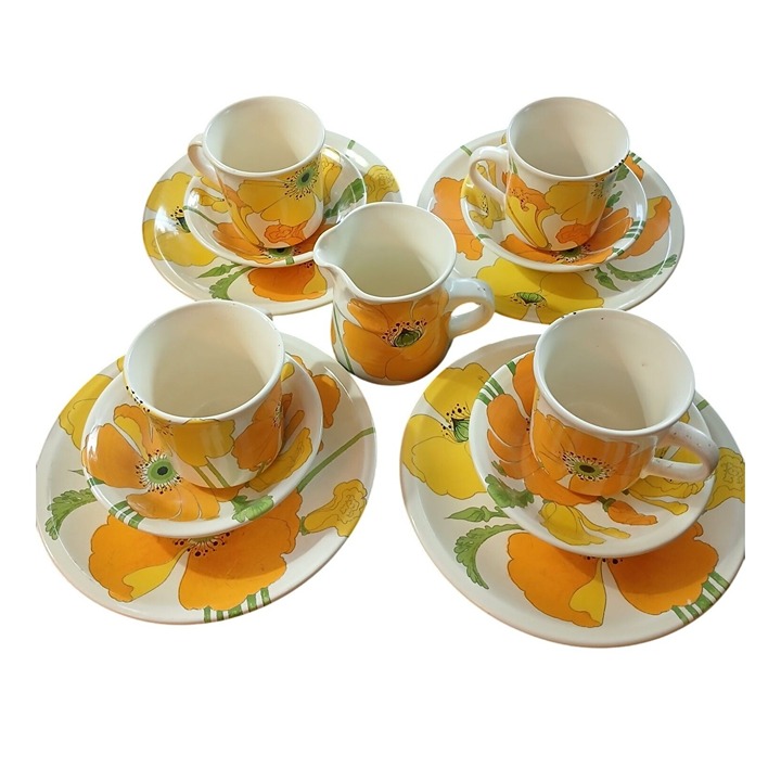 Metlox Poppytrail California Pottery Orange Poppy Set W/ Plates Bowls & Creamer