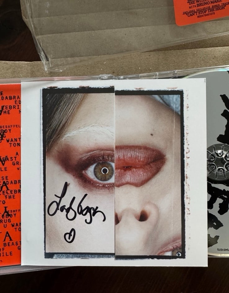 Lady Gaga – MAYHEM 002 (Gray) CD – Store Exclusive – Signed