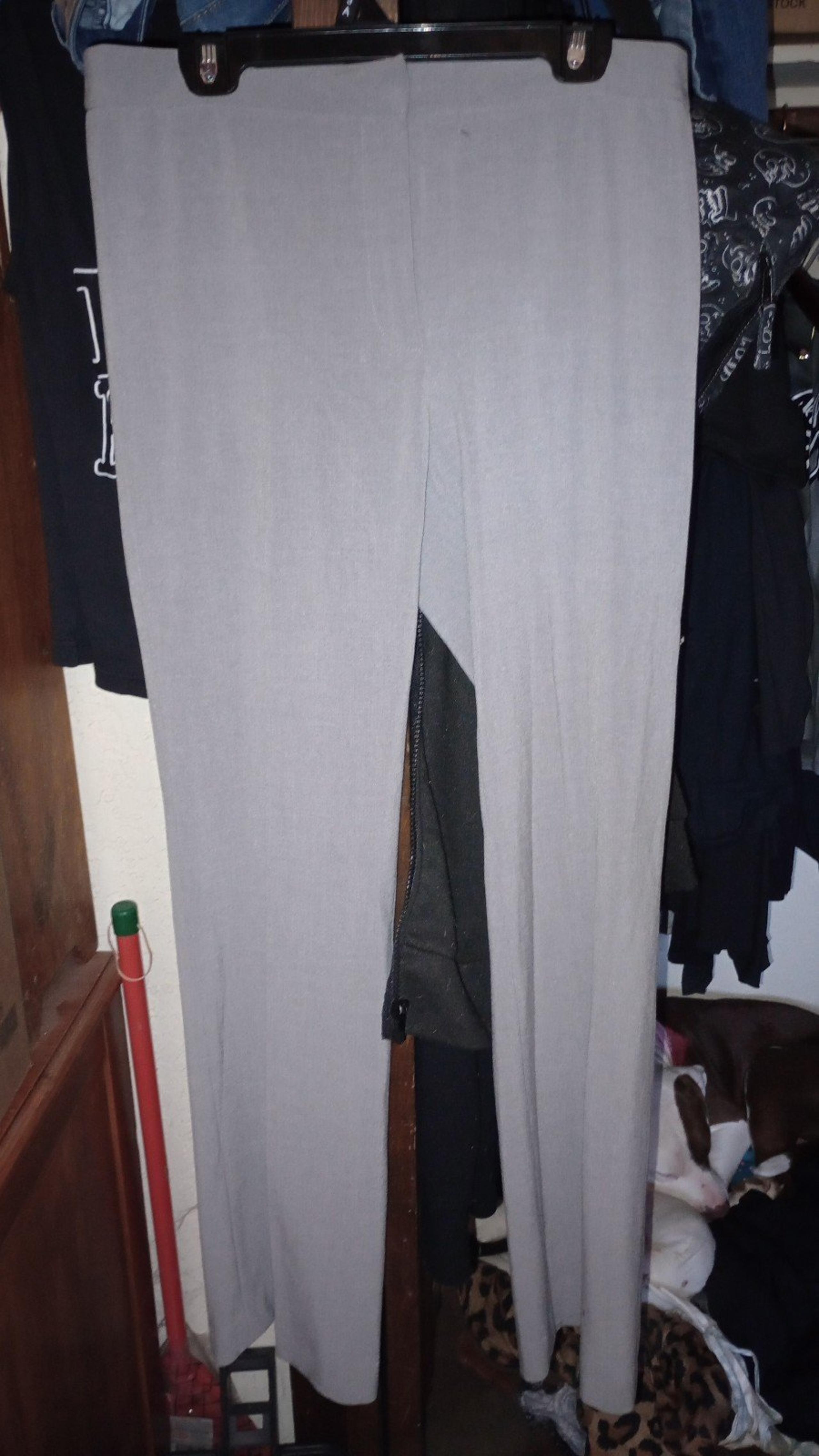 BCBGMAXAZRIA dress pants size 4