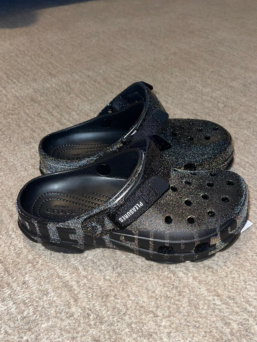 Crocs x Pleasures Clog 5M/7W