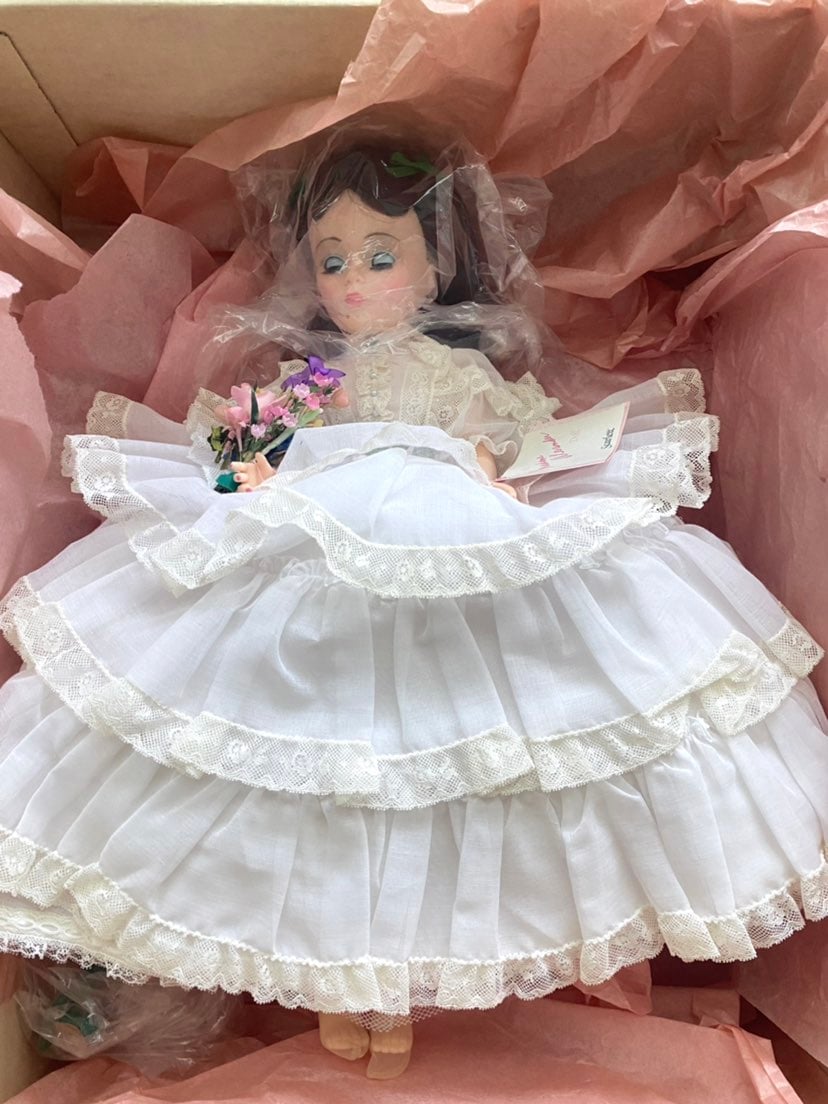 21” Scarlett O’Hara Madame Alexander doll NIB #2247 Gone With The Wind