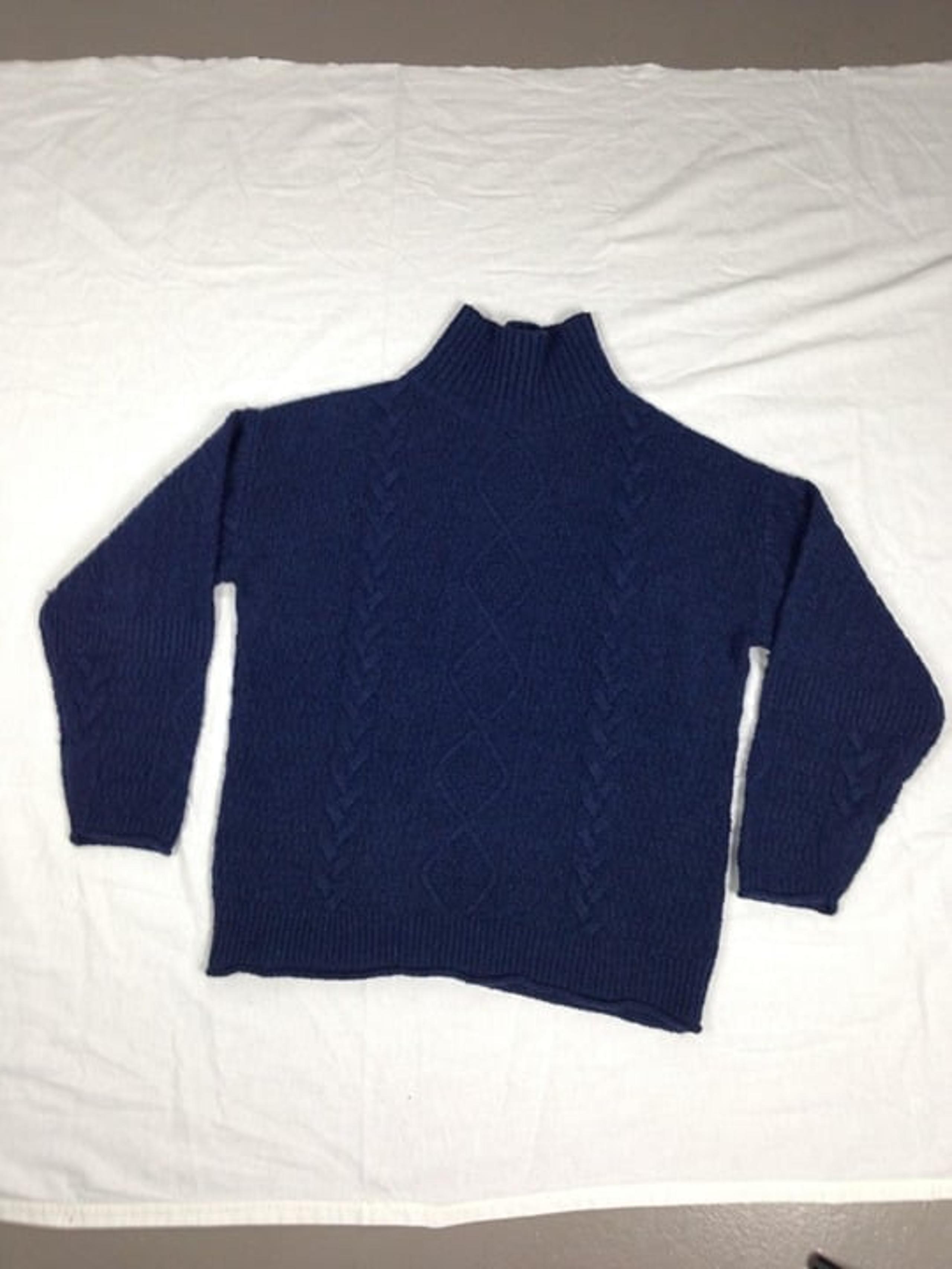 Universal Thread Sweater - Women's Small