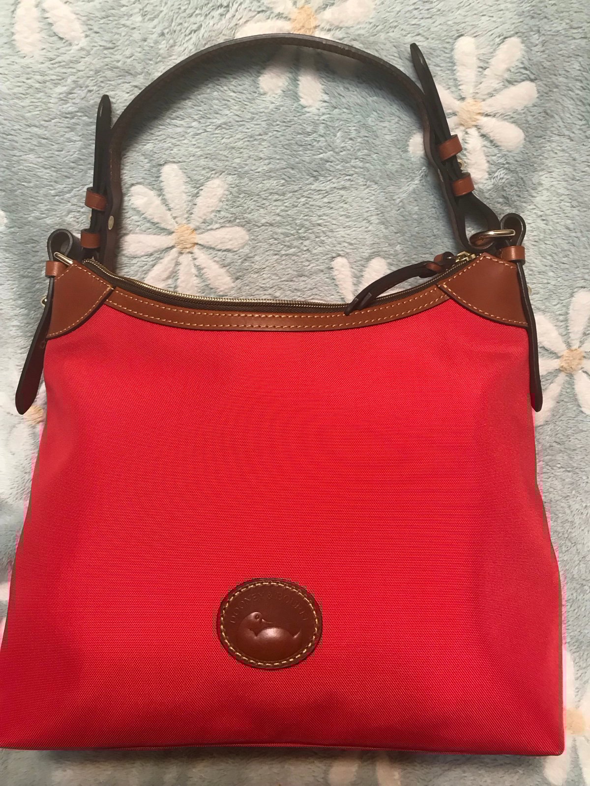 NWOT Dooney & Bourke Large Erica Canvas Hobo, color Red