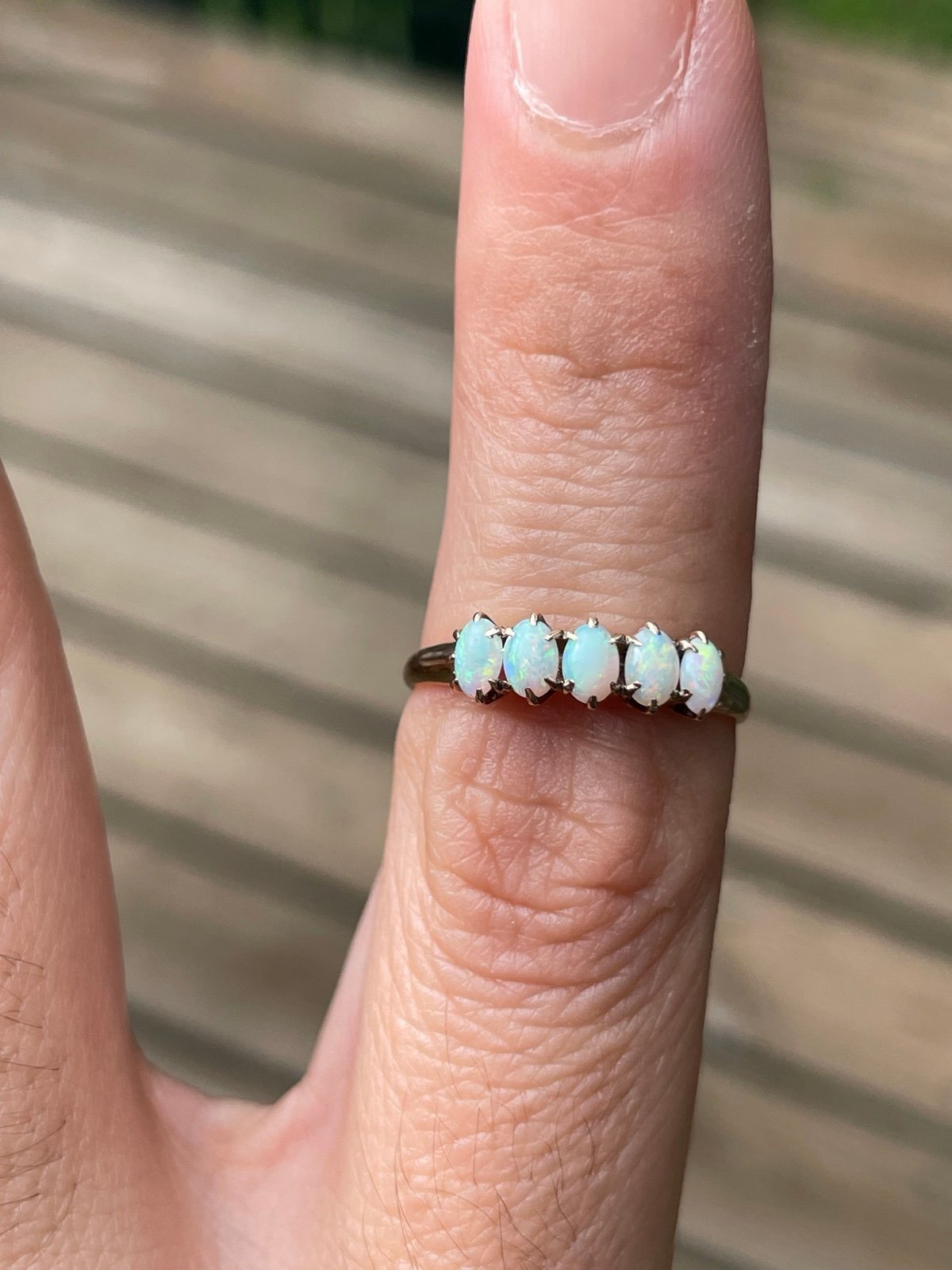 Antique 10k yellow gold Opal band Ring
