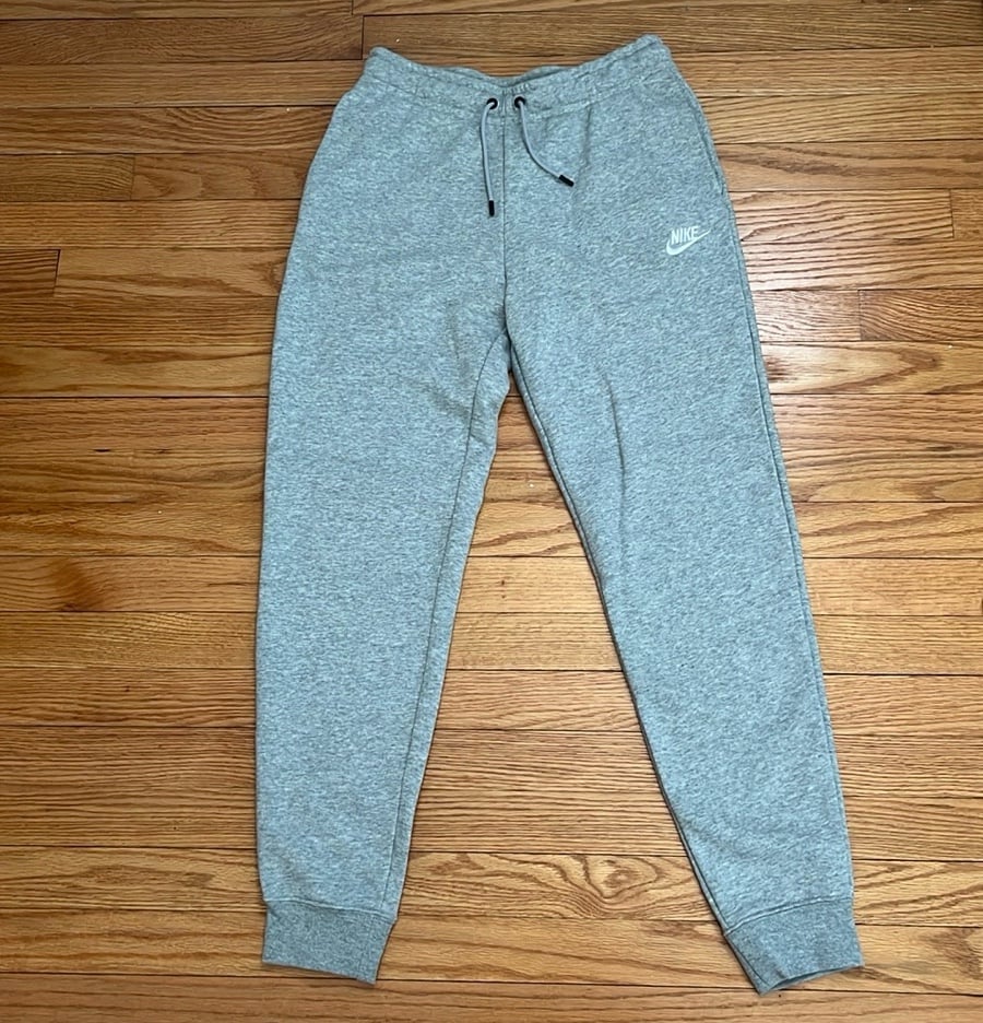 Nike women’s sweatpants