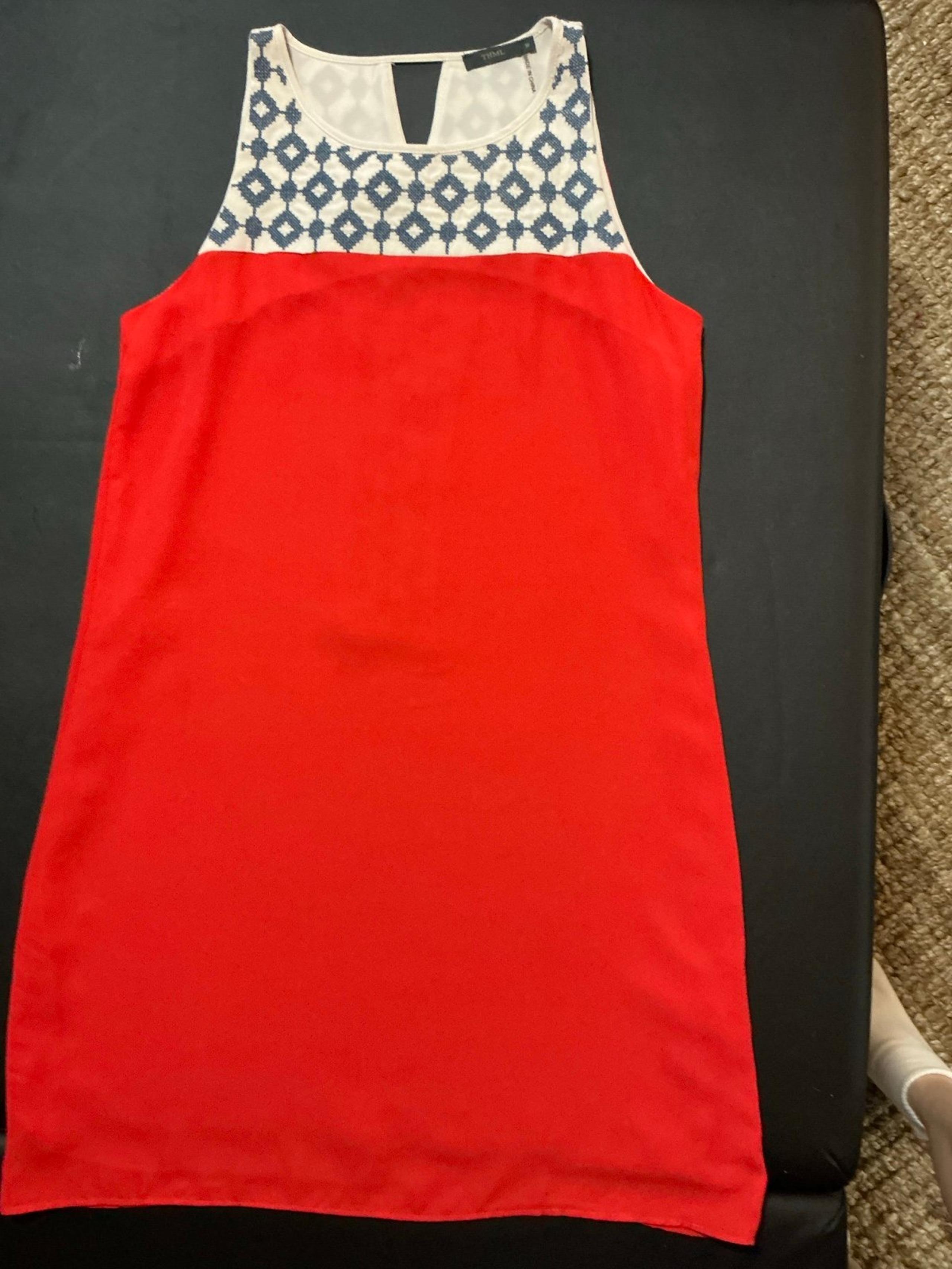 THML Womens Size Medium Dress Shift Sleeveless Orange Red Geometric Detail Line