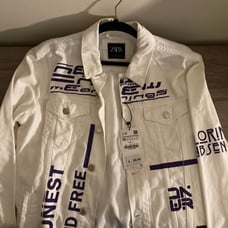 **ZARA** MEN’s White Graphic Jean Jacket