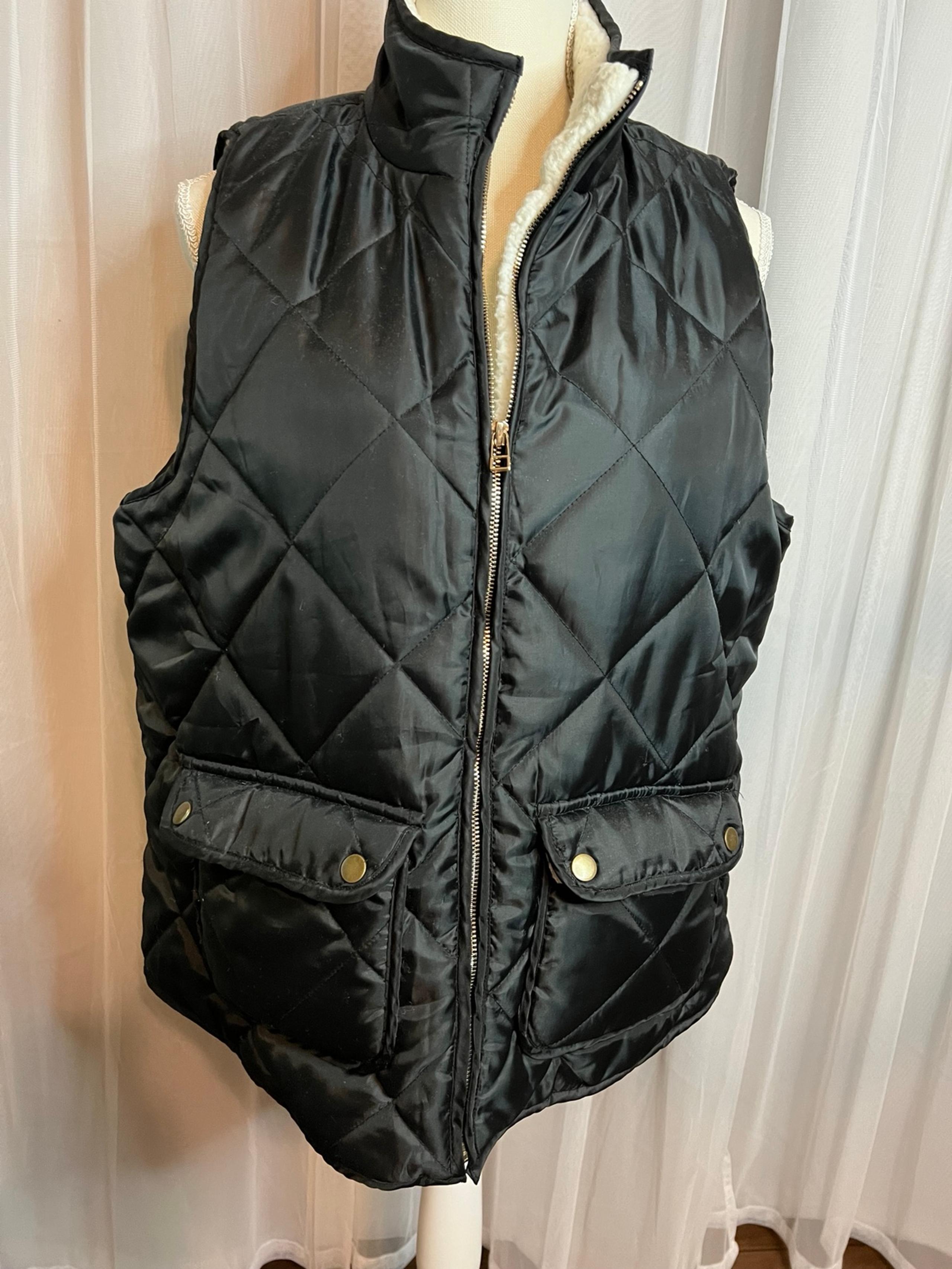 Women’s Mud Pie Vest Sz. L
