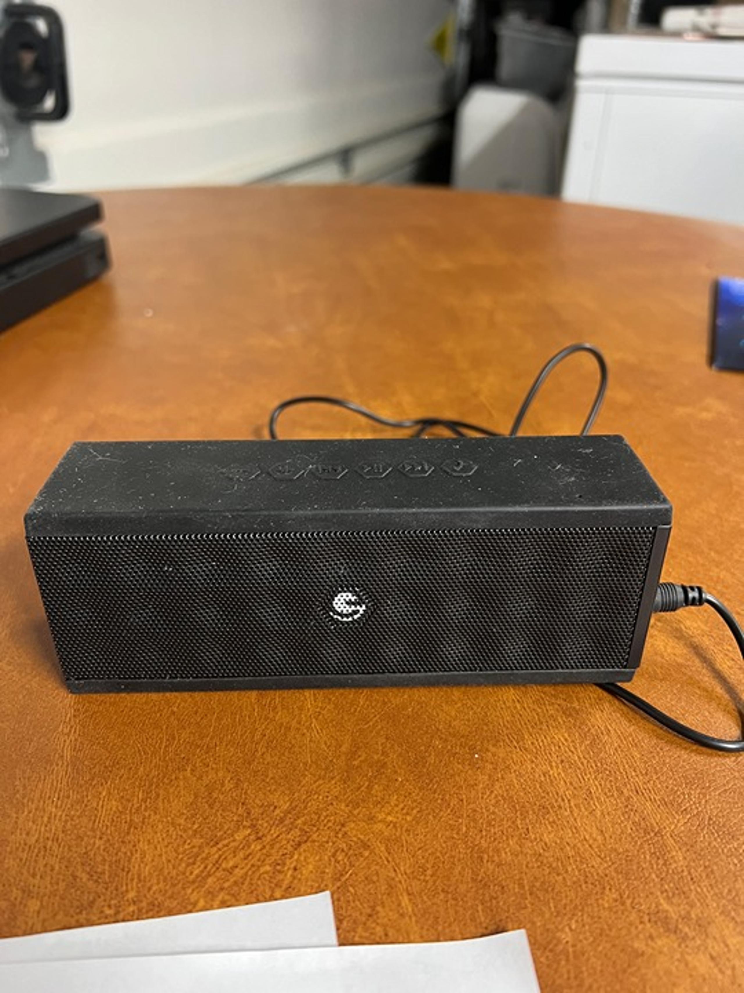Ematic EP205 Portable Bluetooth/AUX Rechargeable Universal Wireless Speaker