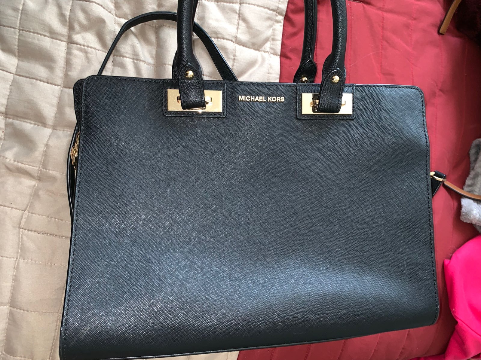 purses and handbags