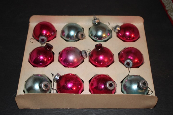 Vintage Christmas Ornament Set Of 12 With Box Shiny Brite Made In USA 1970s