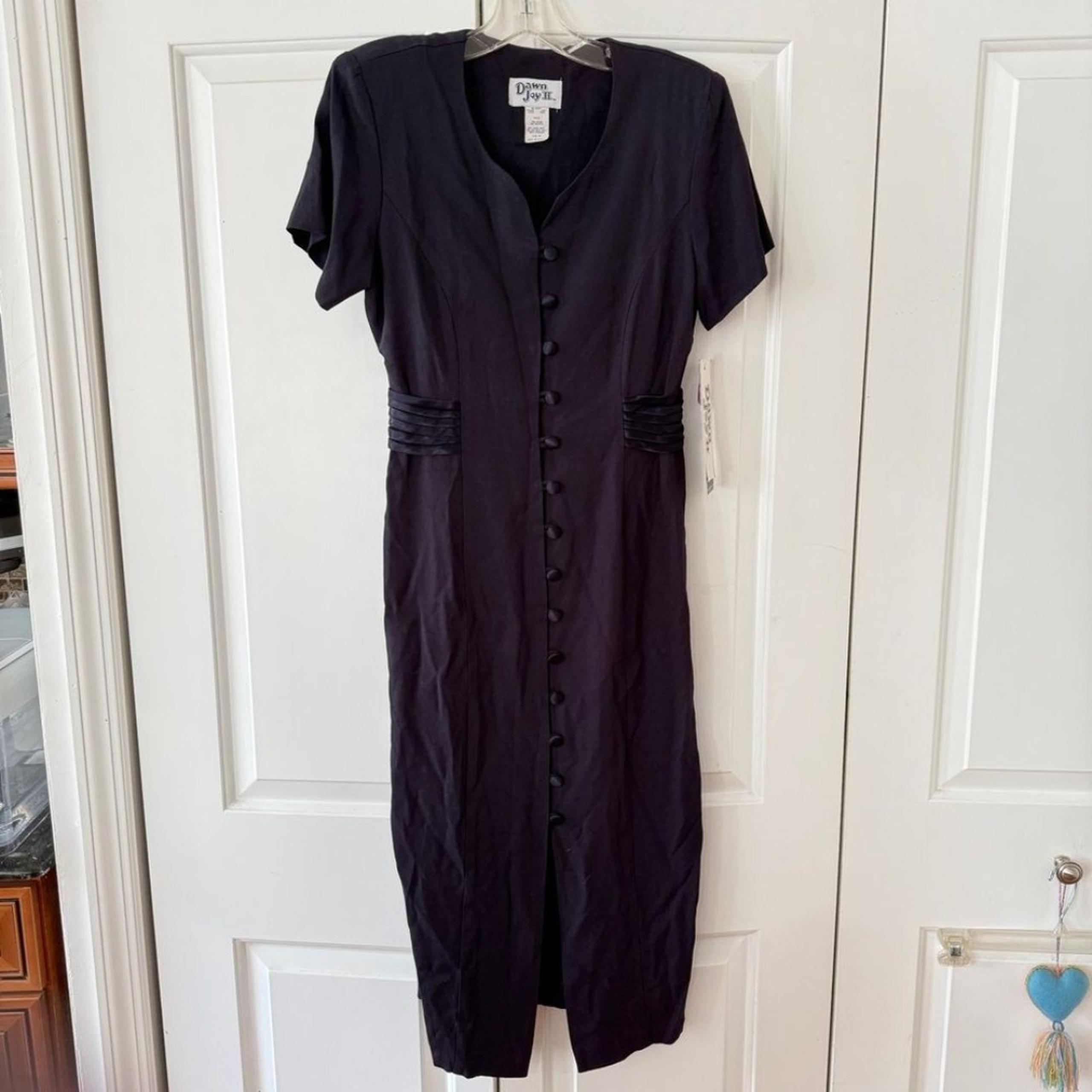 Dawn Joy II short sleeve navy button down midi dress size 8