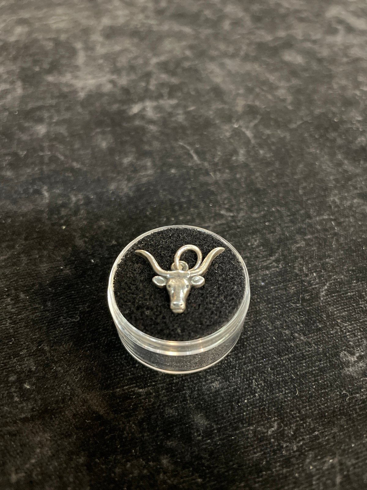 Charm James Avery