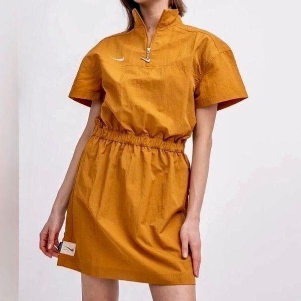 NWOT NIKE Women’s Desert Ochre Sportswear Swoosh Woven Dress