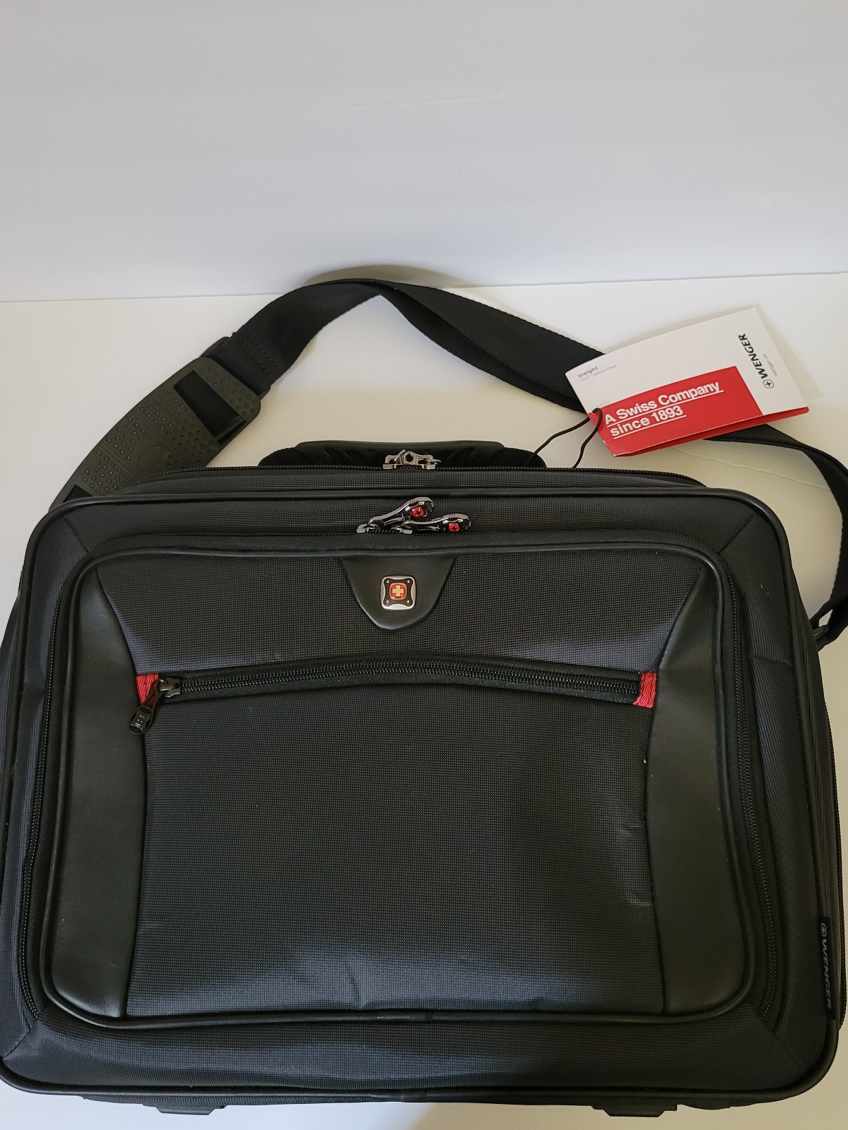 Swiss Gear Insight Black 15.6 40 CM Laptop Tablet Travel Bag Case NWT