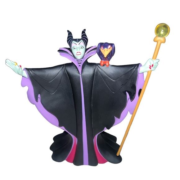 Keepsake Sleeping Beauty Maleficent collector series Christmas ornament