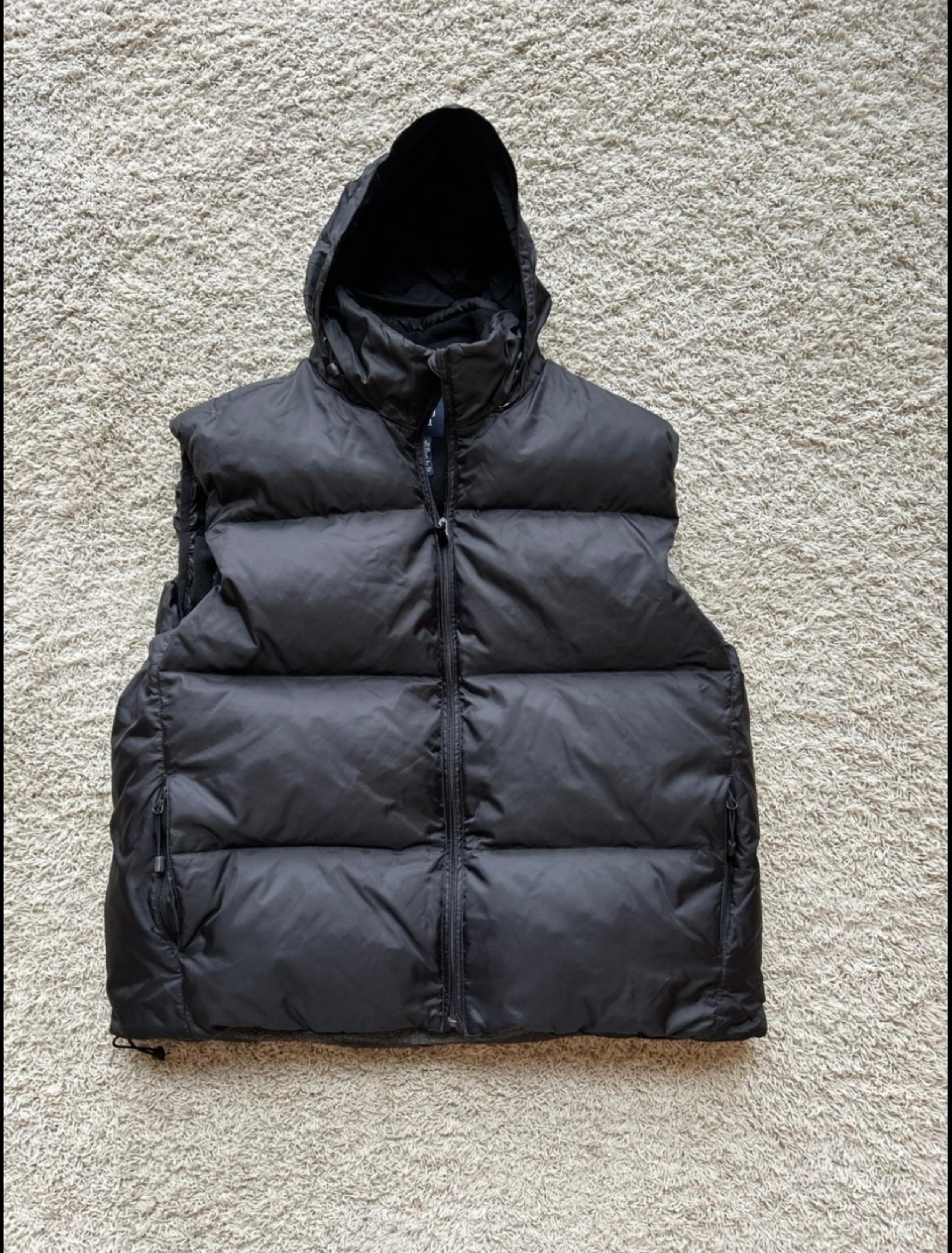 GAP Down Black Hooded Puffer Vest - Men’s Size XL (OPEN TO OFFERS)