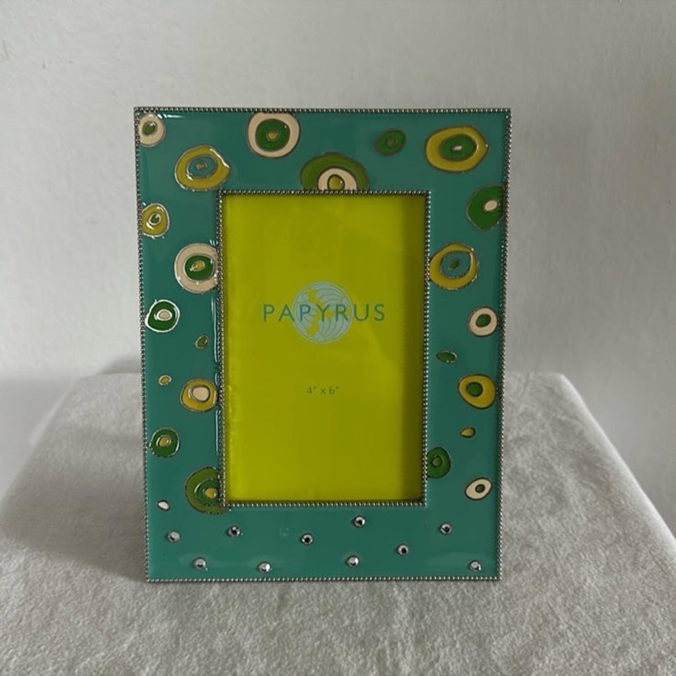 Papyrus Colored Dot 4 x 6 Photo Frame