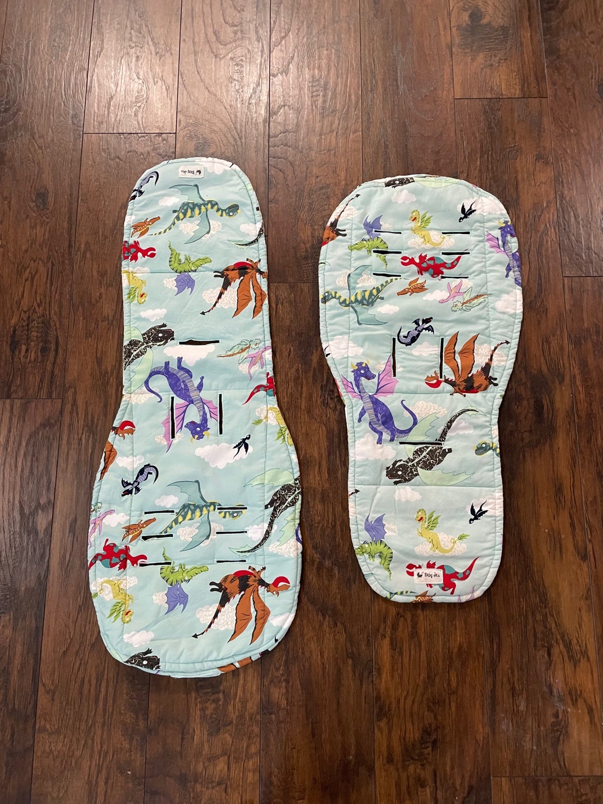 Uppababy reversable seat liners dragons and animals