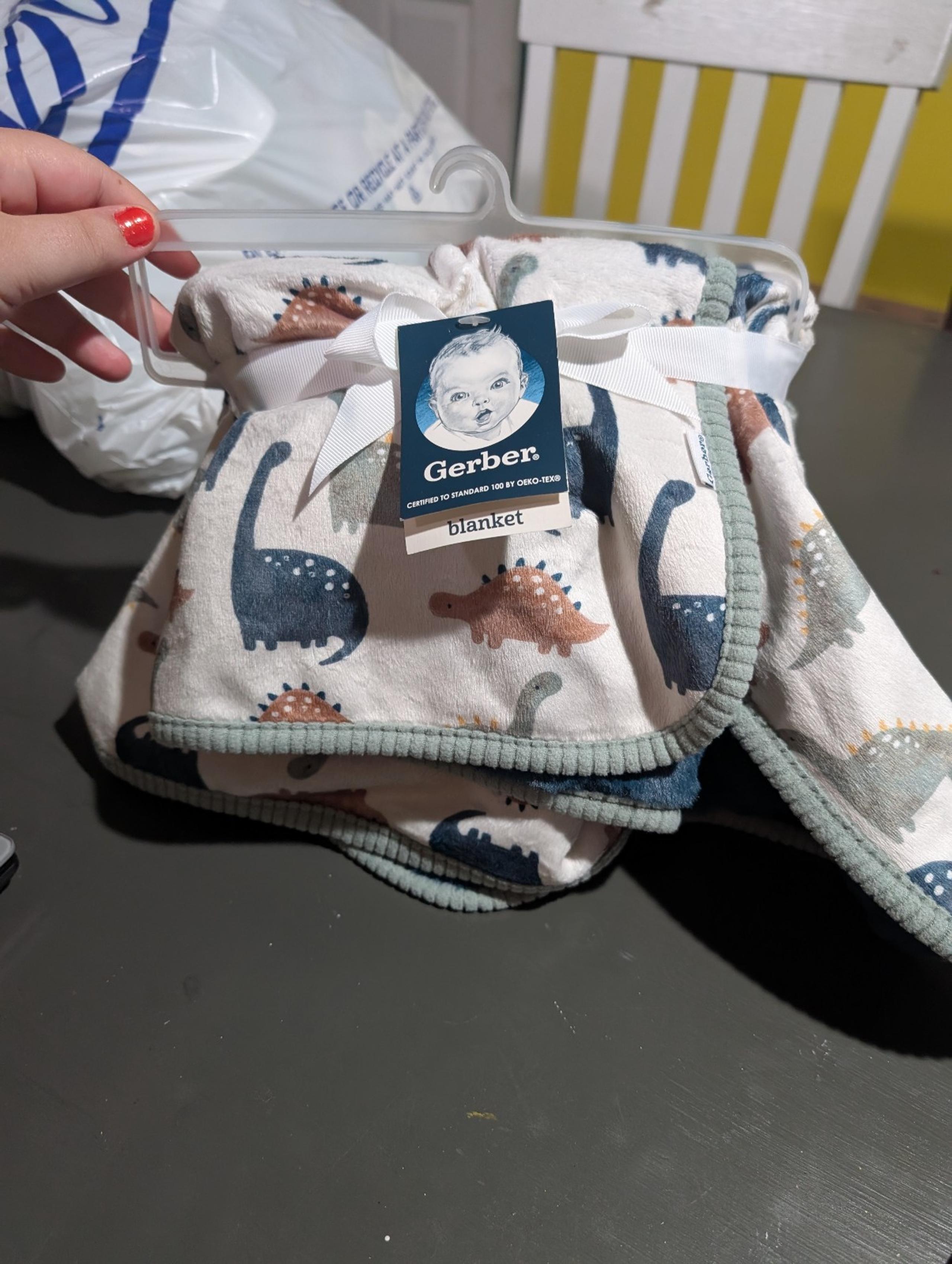 Gerber 30x40inch NWT Dinosaur Baby Blanket