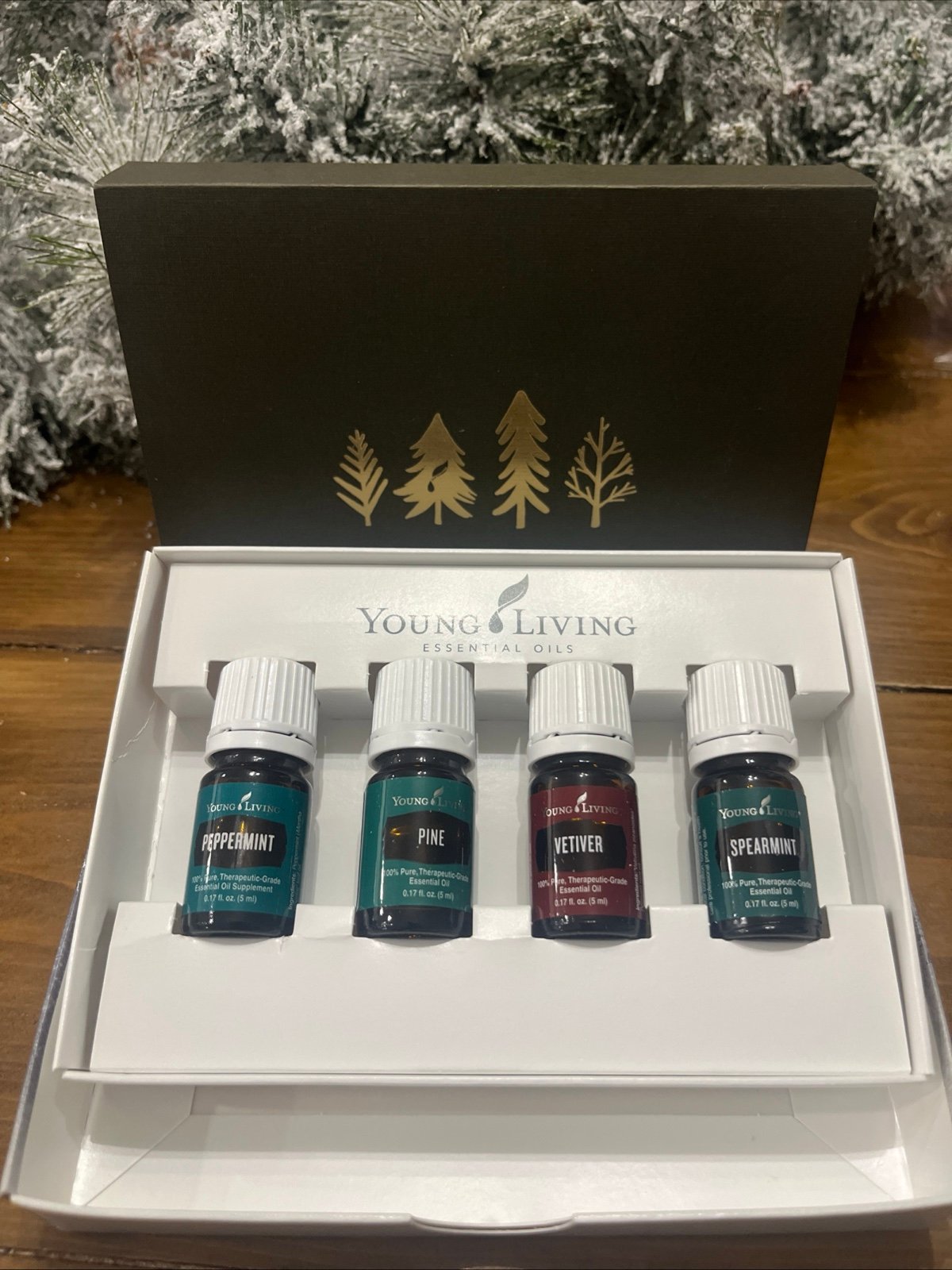 Young Living Essential Oil cozzy christmas set