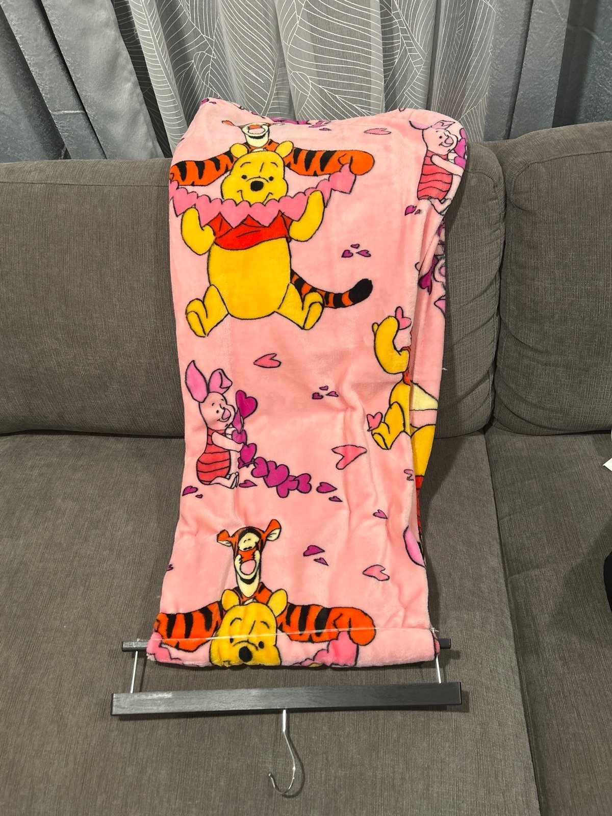 Winnie the Pooh valentines blanket!! HTF!!