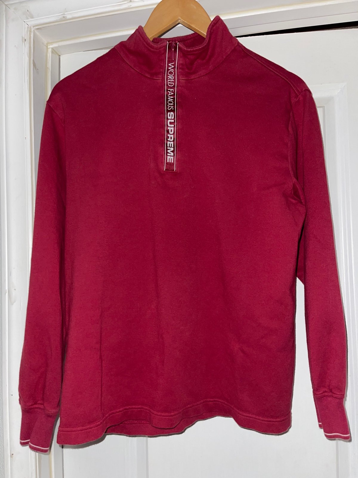 Supreme World Famous Pullover