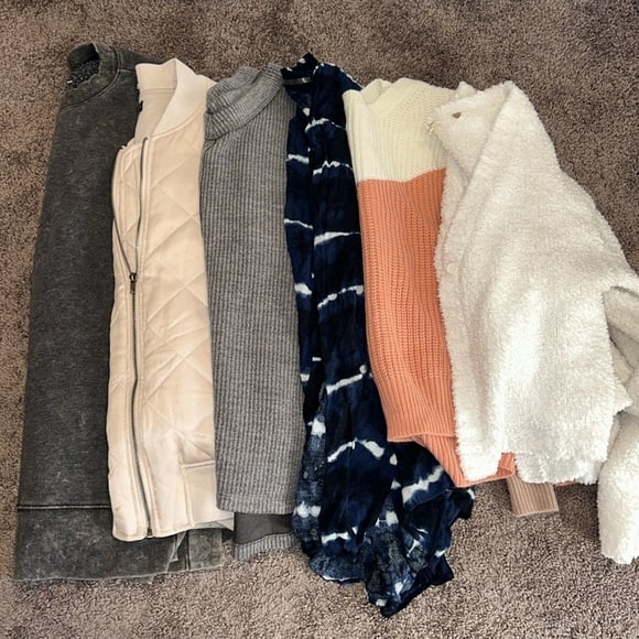 Size medium cardigan sweater, jacket & top bundle!!