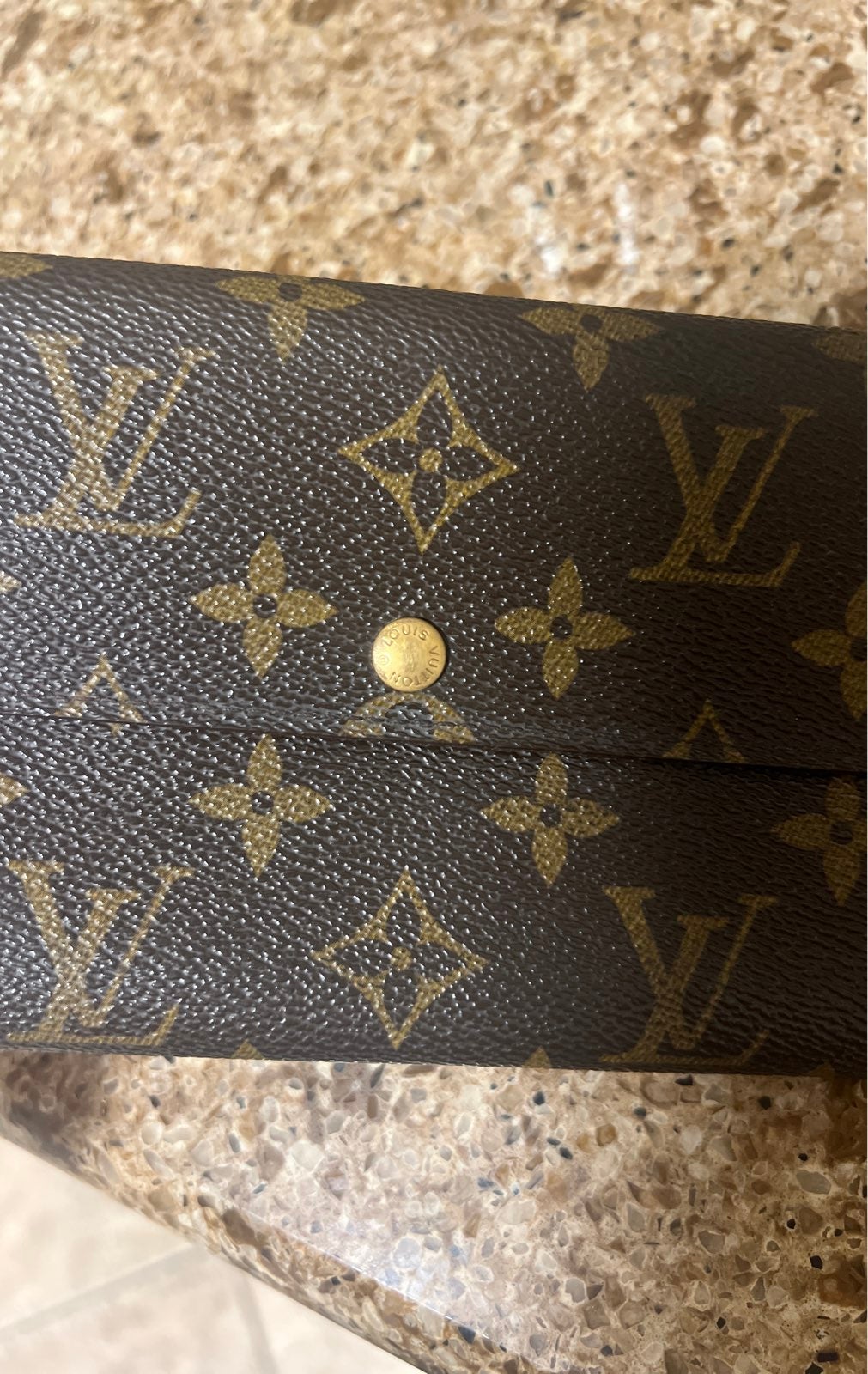 Louis Vuitton pochette monnaie shops credit long wallet