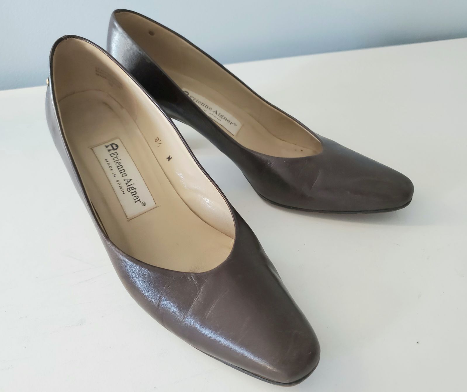 Vintage Etienne Aigner Brown Pumps