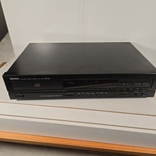 Denon DCD-660 CD Compact Disc Player Door Sticks Needs Repaired