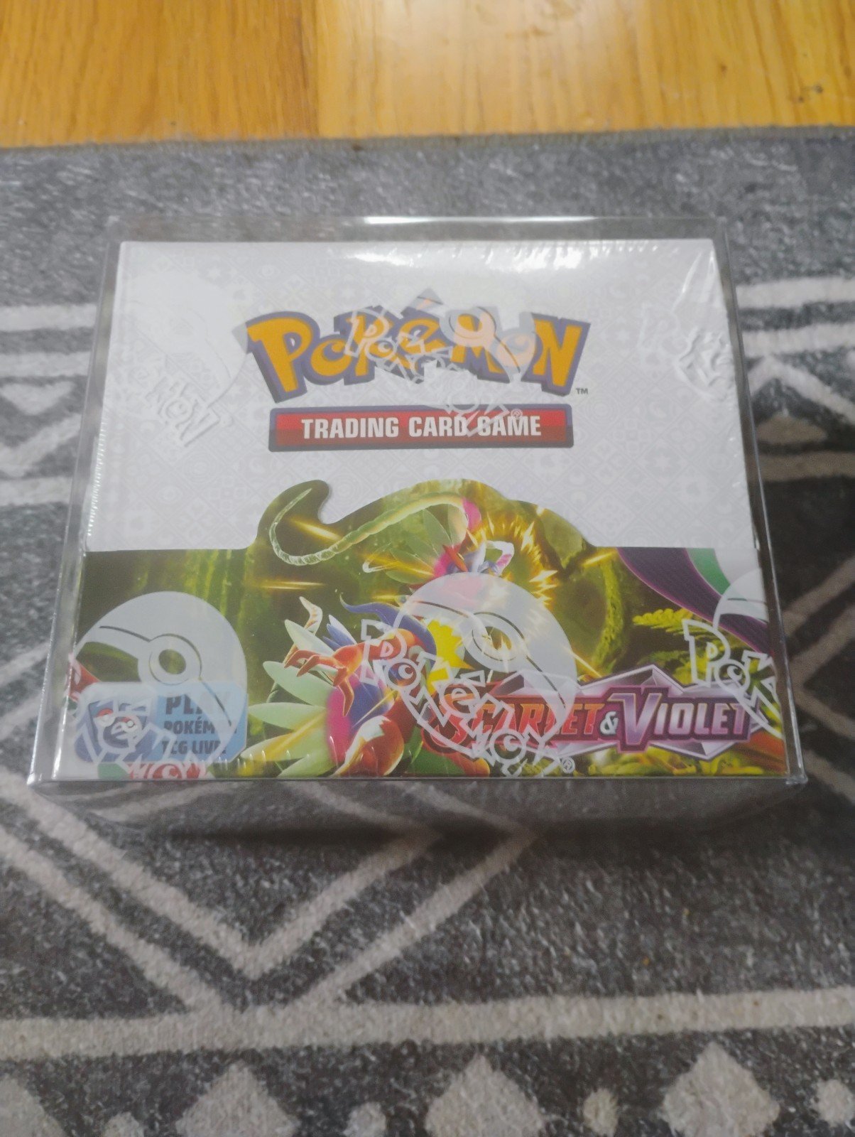 Pokemon TCG SEALED Scarlet and Violet Base Booster Box w Protective Case