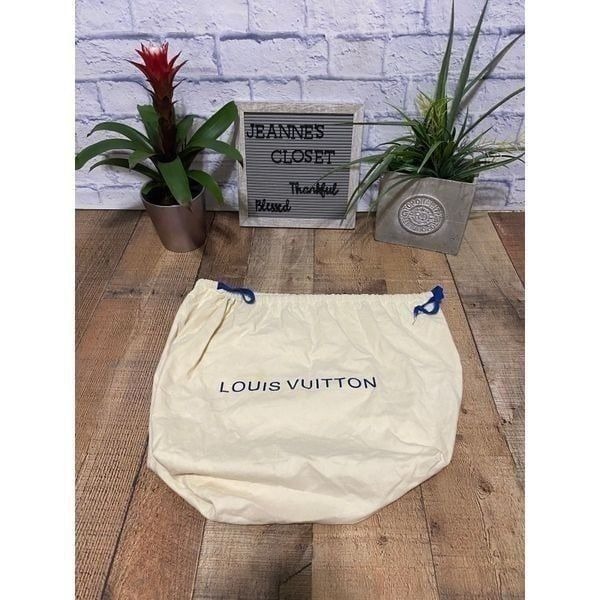 Louis Vuitton Large String Dust Bag Approx measurements in pics