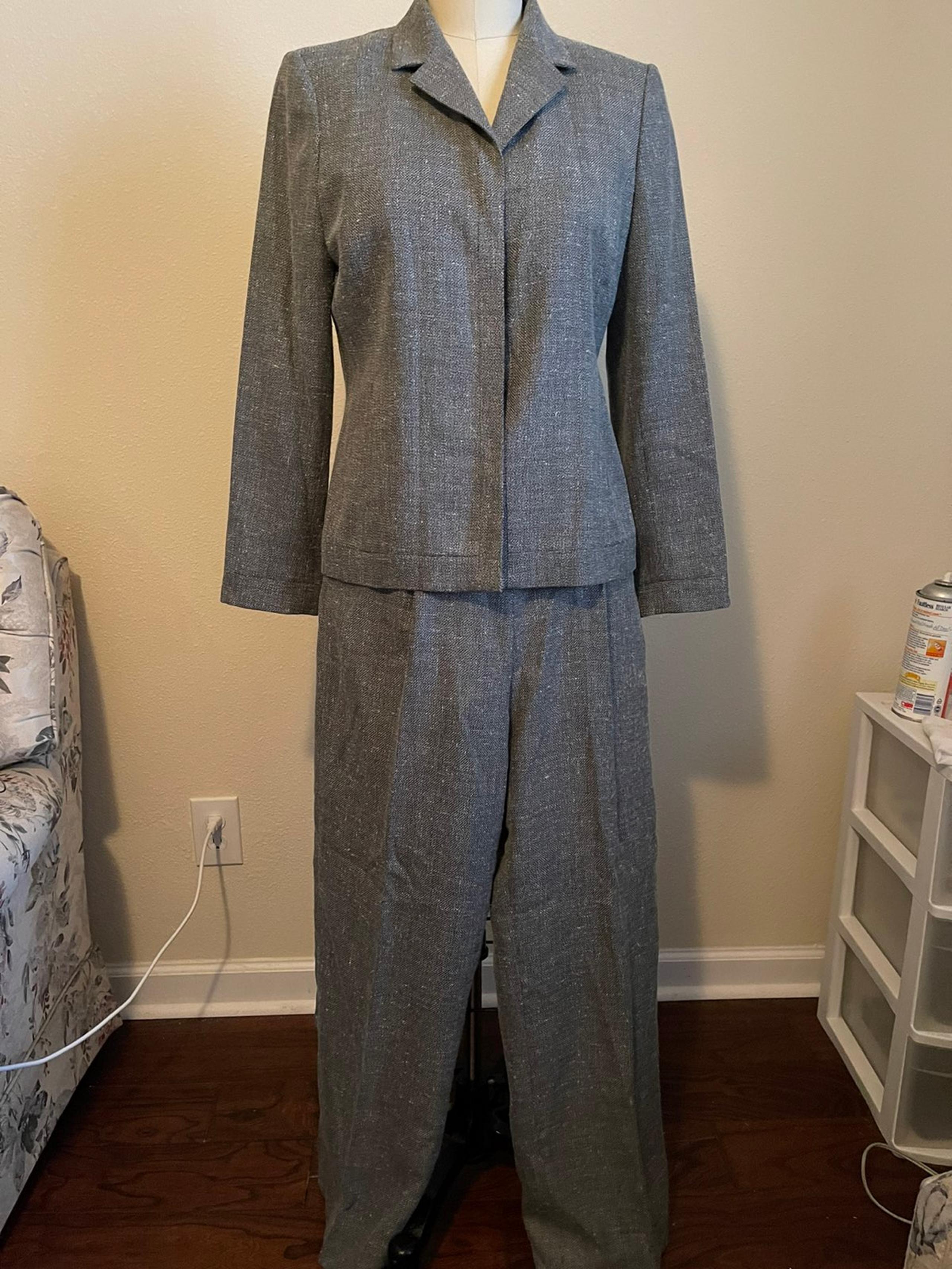 Classic cut Pant Suit