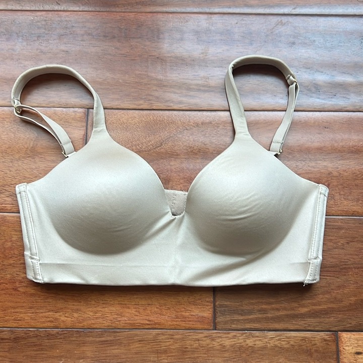 Natori Revelation Wireless Contour Tan 34B Bra