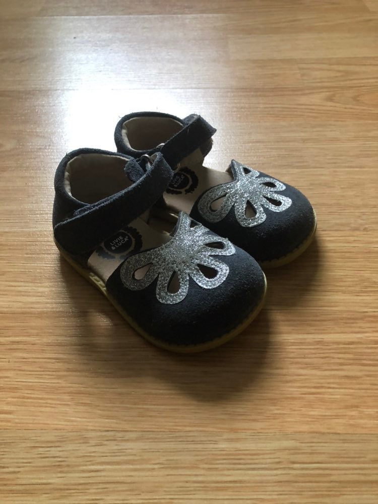 Livie & Luca leather shoes size 5