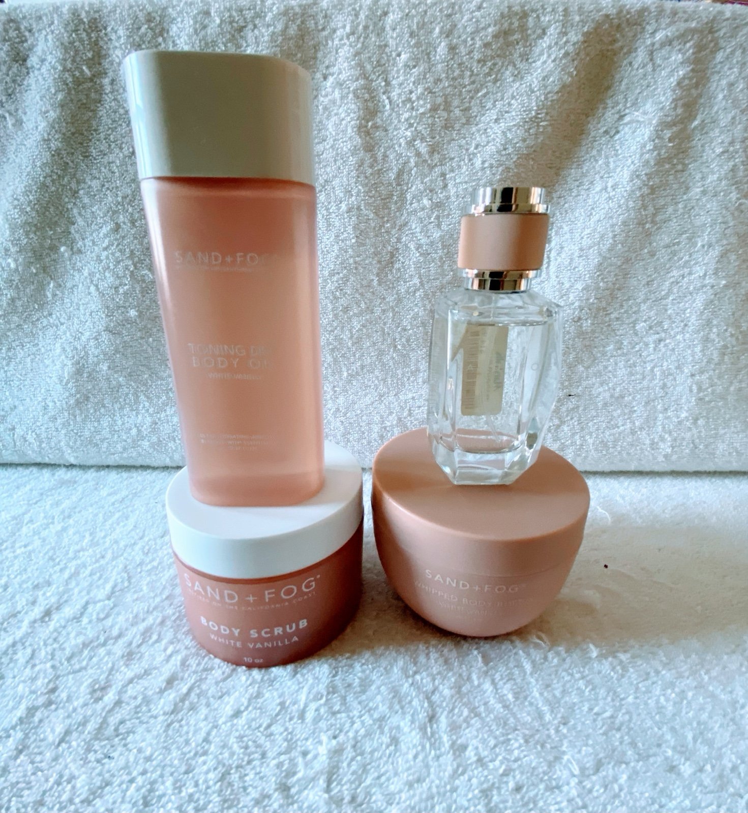 Sand + Fog 4 pc. White Vanilla Bath & Body Set NIP