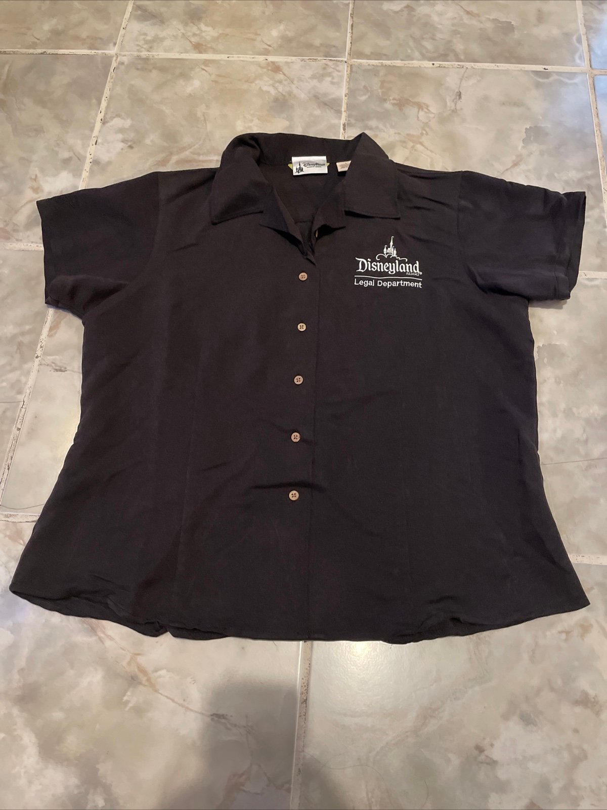 Vintage 1990’s Disneyland Disney Parks Employee T-Shirt SZ L EXTREMELY RARE