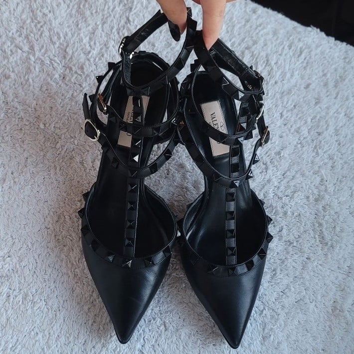 Valentino Garavani Rockstud ankle strap pumps